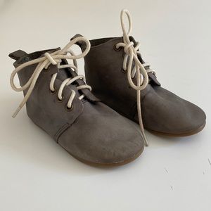 Piper Finn High Top Hard Sole Oxfords